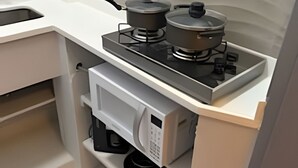 Căn hộ tiện nghi đơn giản | Bếp riêng