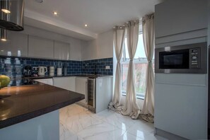 Coffee/tea maker, fridge, microwave, oven - #174 Bright Flat | Chaplin House | Sleep 3-6 (Warrington)