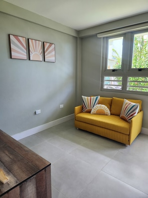Smart TV - Luna Del Mar Sol-Near Crash Boat Beach (Borinquen)