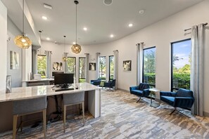 Exterior - Landing Amazing 2bd, Rooftop Lounge, Clubhouse (Fort Worth)