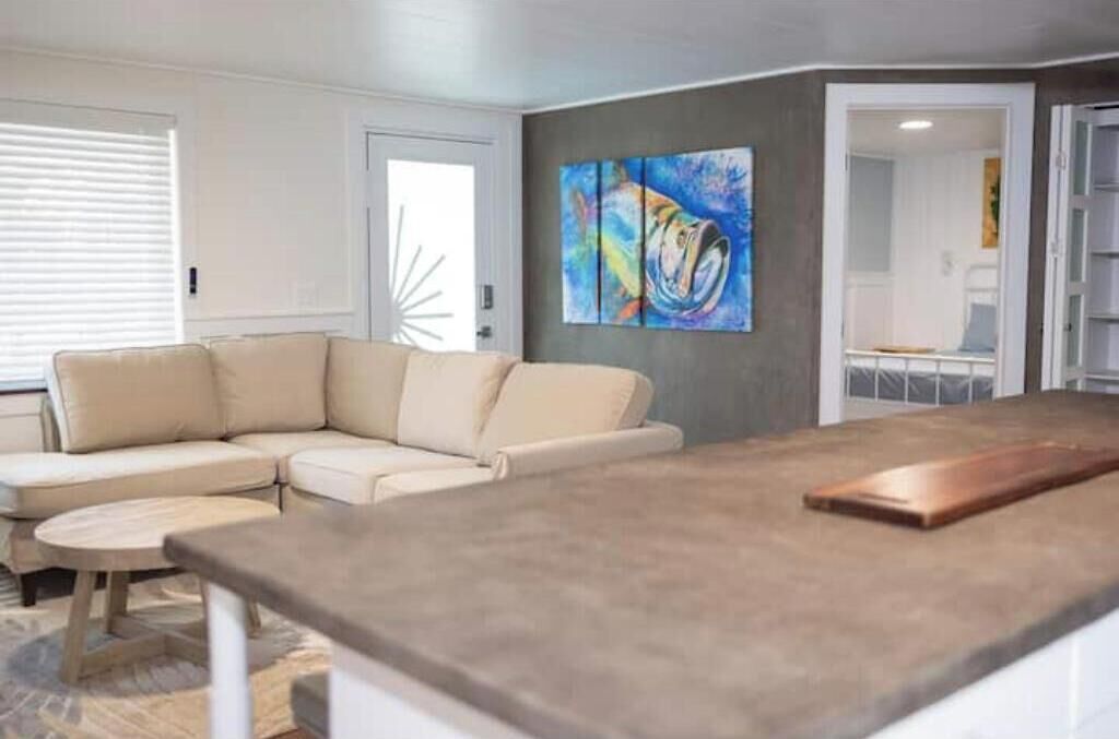 2-bedroom House - Tarpon Springs Sunset Beach Escape - Sponge Docks - Tarpon Springs, FL