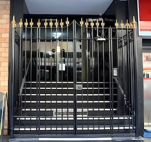 Ảnh chưa phân loại, 3 trong số 32 ảnh, nút