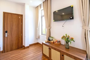 Quarto família, vista para a cidade | Parte interna