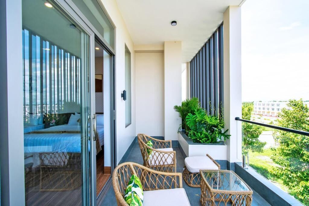 Family Quadruple Room, City View | Terrace/patio