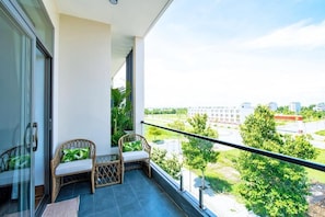 Quarto quádruplo família, vista para a cidade | Área da propriedade