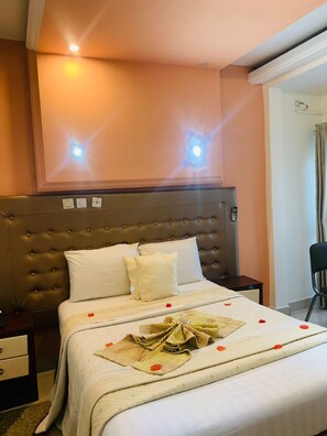 Unclassified image, 4 of 7, button - Hotel Omnisport (Limbe)