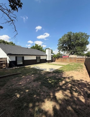 Property grounds - Golf Suites by Reserved Rentals (Lubbock)