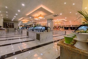 Dining - Dream Fun World (Manavgat)
