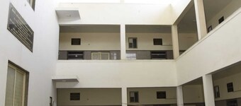 Paras Yatri Bhawan