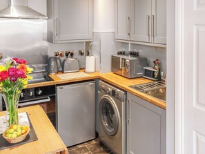 Unclassified image, 5 of 10, button - 1 bedroom accommodation in Kingskettle (Kingskettle)