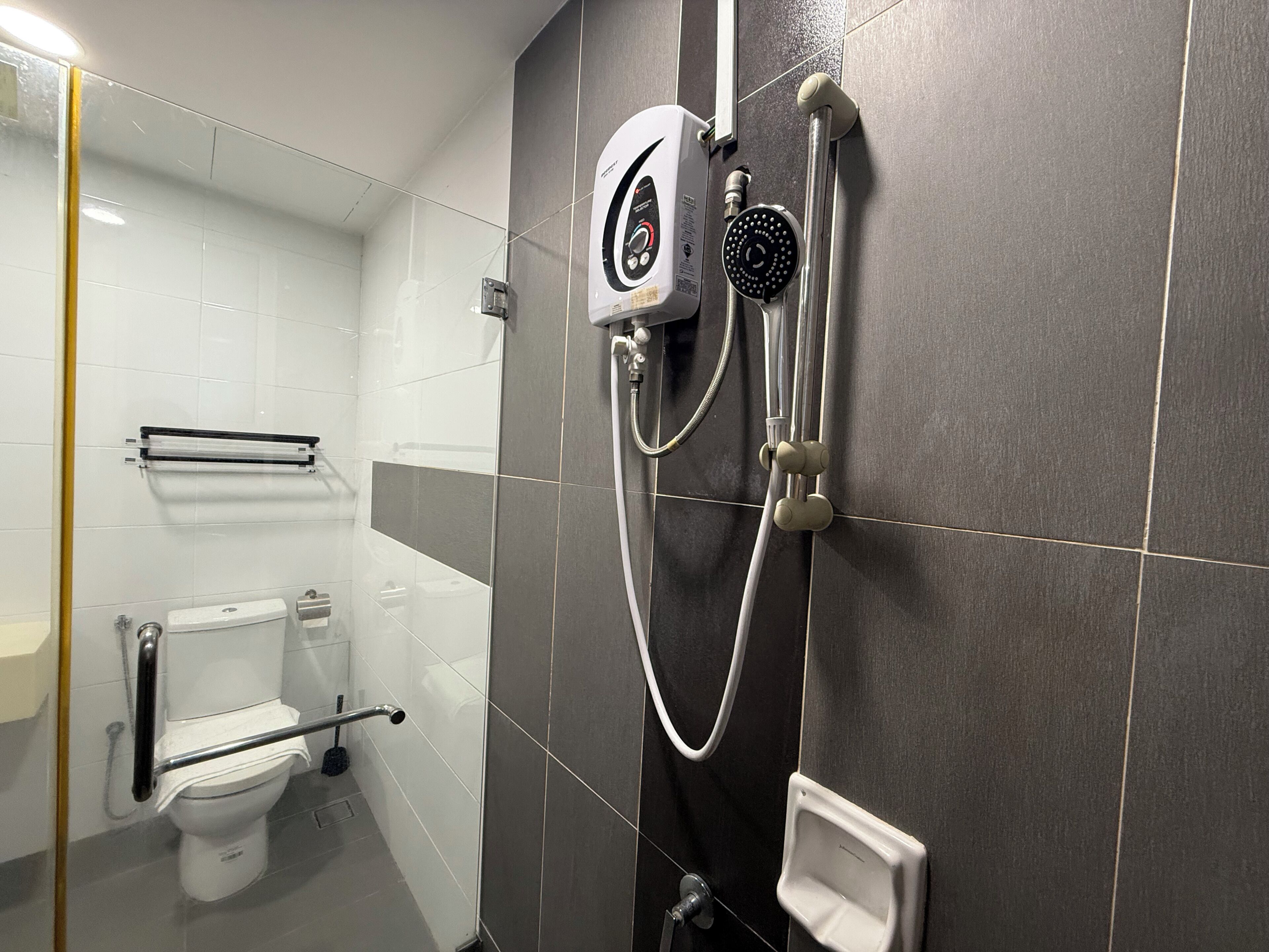 Apartment, 3 Schlafzimmer, Nichtraucher, Stadtblick | Badezimmer