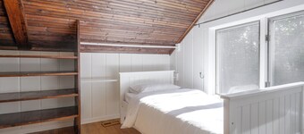 Near Lakes & Trails! Northwoods Retreat