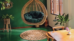 Ảnh chưa phân loại, 5 trong số 56 ảnh, nút