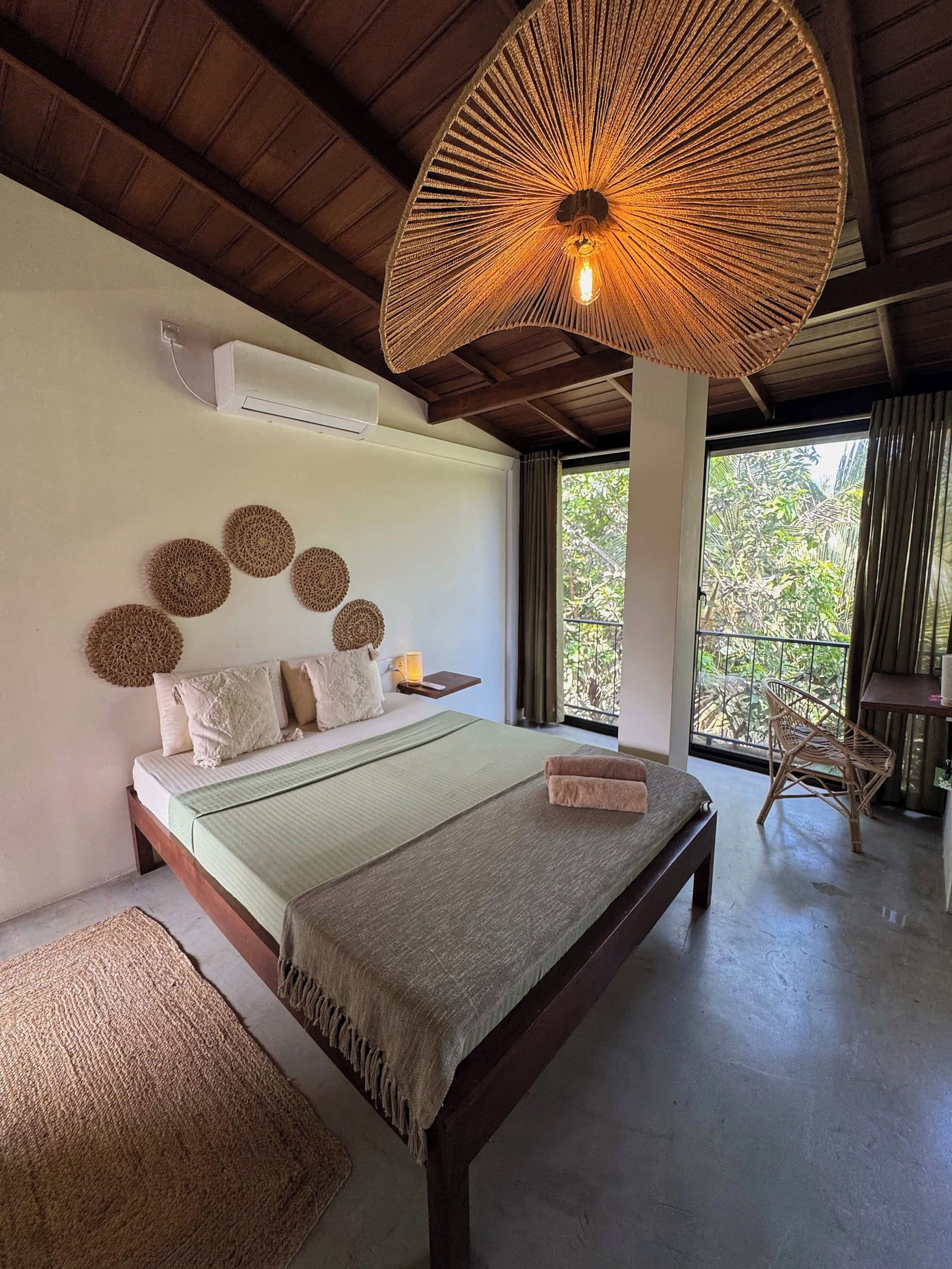 Deluxe Double or Twin Room, Garden View | Desk, laptop workspace, WiFi (free), bed sheets