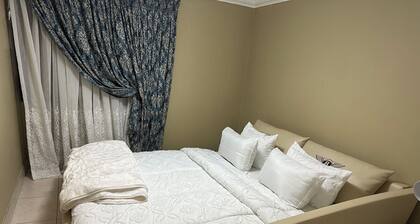 Perfect 2-bedroom cottage with AC for a relaxing getaway
