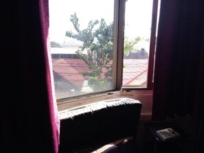 Interior - Charming Family Room in South Pattaya for 4 guests (Muang Pattaya)