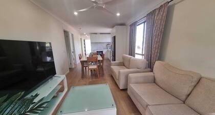 Modern 3 bed house in a quiet acreage