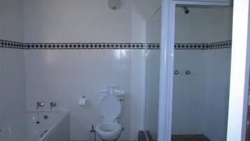 Condo, 3 Bedrooms, Accessible | Bathroom