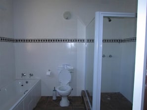 Condo, 3 quartos, acessível | Banheiro