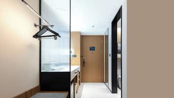 Basic Single Room | Interior