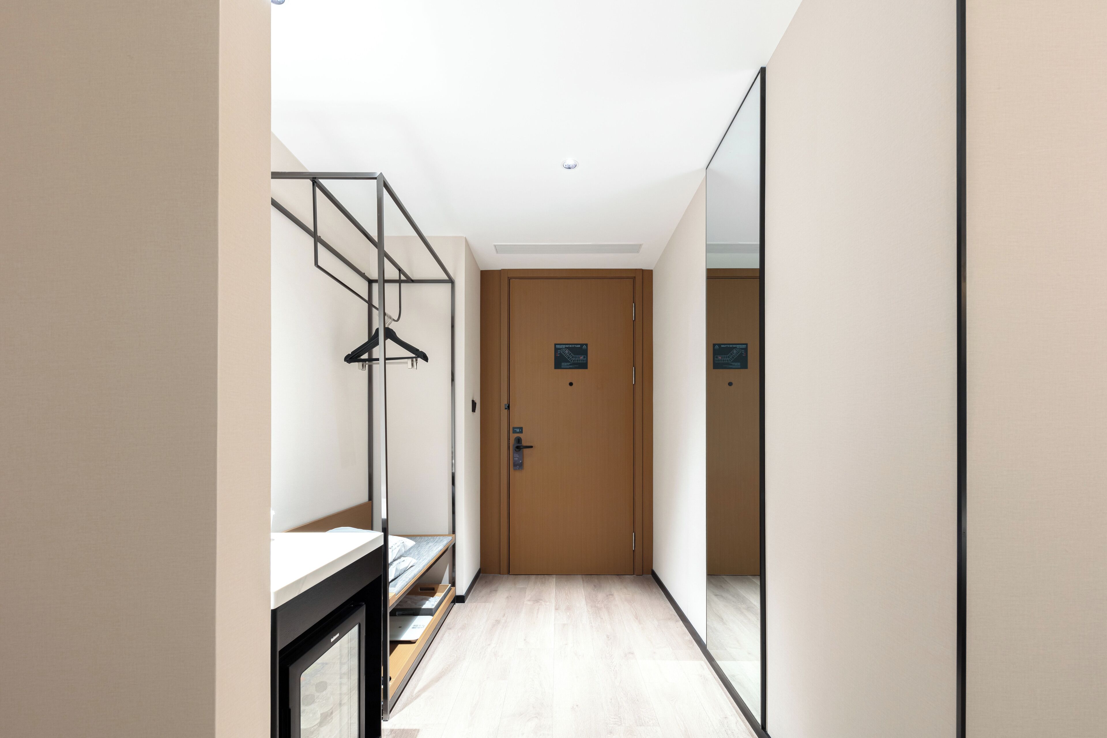 Chambre classique double, vue sur le canal | Intérieur