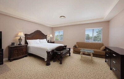 Luxury 6BR Superb High End Spacious Cozy High Ceiling Arcadia Los Angeles