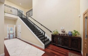 Interior - Luxury 6BR Superb High End Spacious Cozy High Ceiling Arcadia Los Angeles (Monrovia)