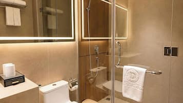 Chambre Deluxe avec lits jumeaux | Salle de bain