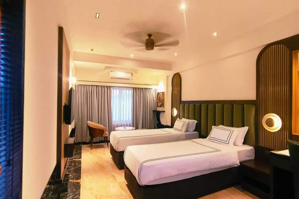 Ropa de cama de alta calidad y escritorio 