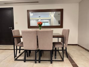 Dining - Cozy 2 Bedroom apartmnet with private terrace in Swefieh (Amman)
