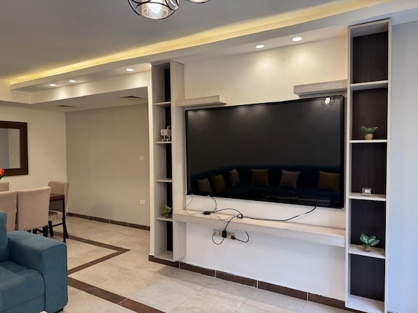 Living area - Cozy 2 Bedroom apartmnet with private terrace in Swefieh (Amman)