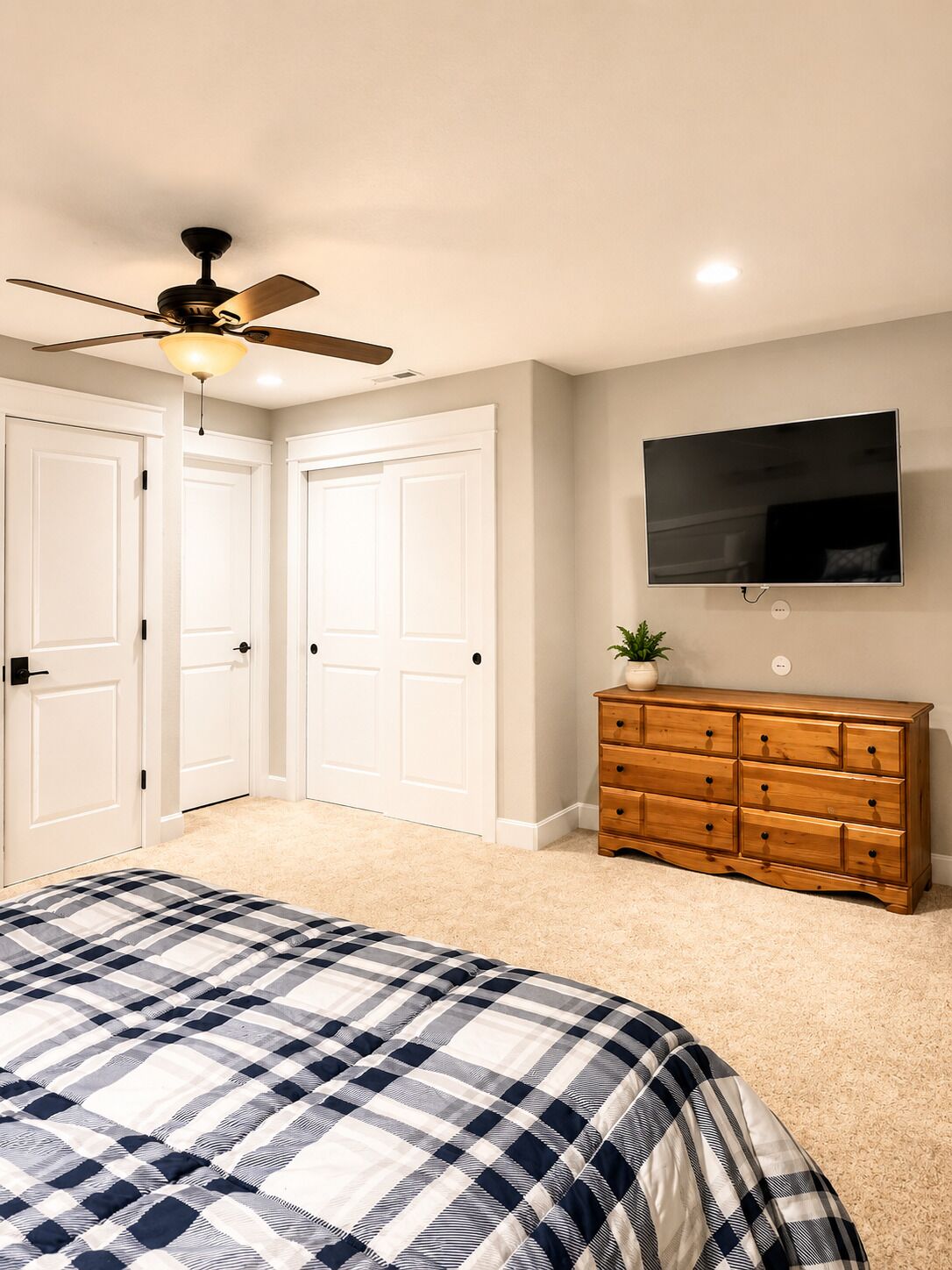 5 Schlafzimmer, kostenloses WLAN, Bettwäsche