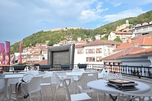 Outdoor dining - Juna's Hotel  (Prizren)