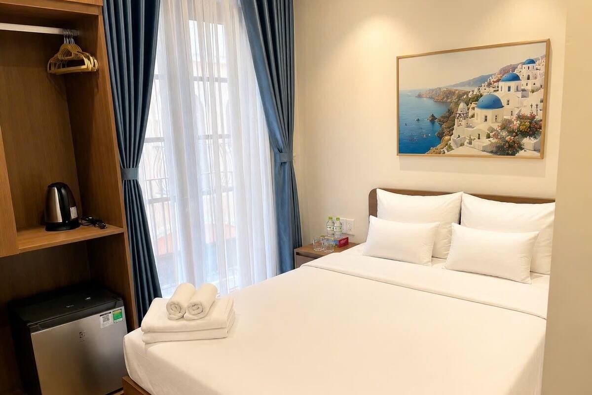 Standaard kamer, uitzicht op stad | Een laptopwerkplek, gratis wifi