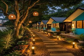 Property grounds - Vaatika Resort Rishikesh (Yamkeshwar)