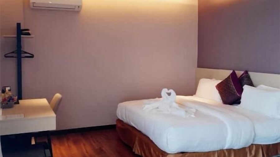 Q3 Inn Hotel