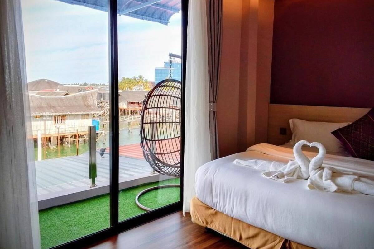Deluxe Double Room, Balcony, Sea View | WiFi (free)