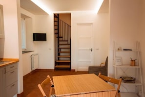 Apartment, Patio, Mountain View | Interior