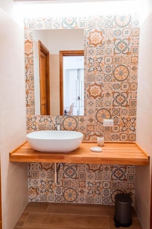 Apartment, Patio, Garden View | Bathroom - Terre di Monacella (Santa Venerina)