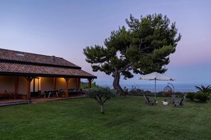 Ảnh chưa phân loại, 5 trong số 19 ảnh, nút