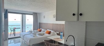 Es Grop Apartments