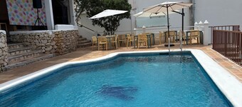 Es Grop Apartments
