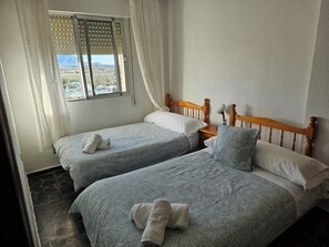 Room - Vrbo Property (Los Baños de Fortuna)