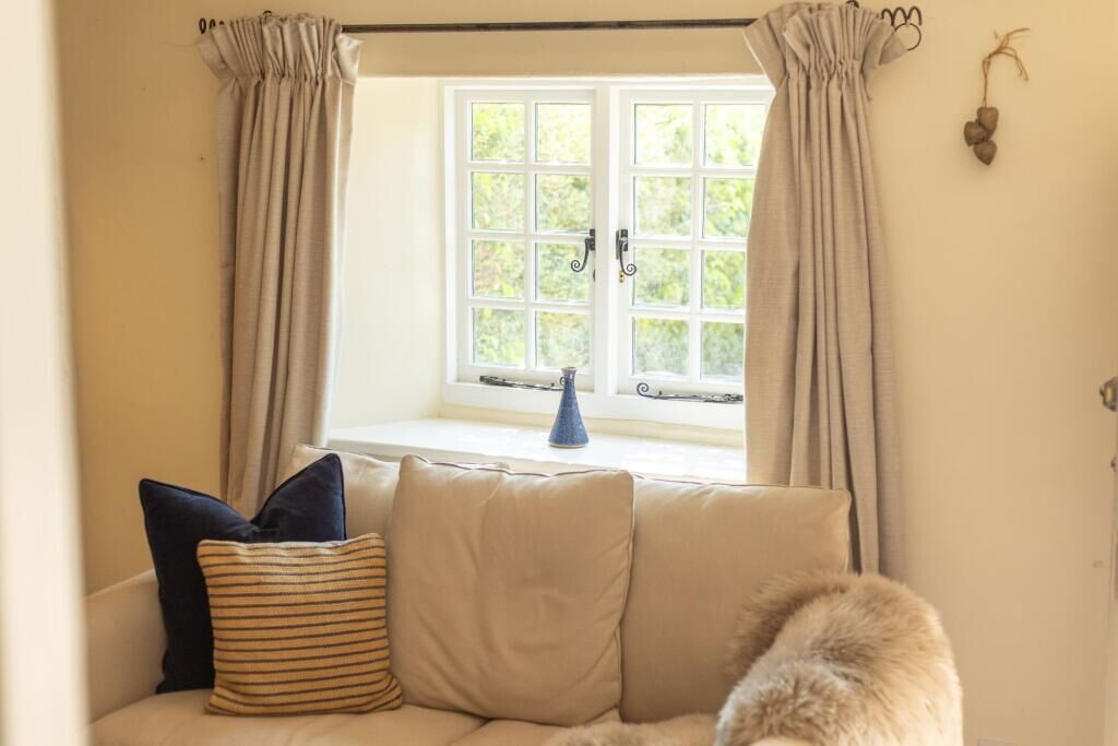 Cotswold Cottage | Log Burner | Private Garden - Moreton-in-Marsh