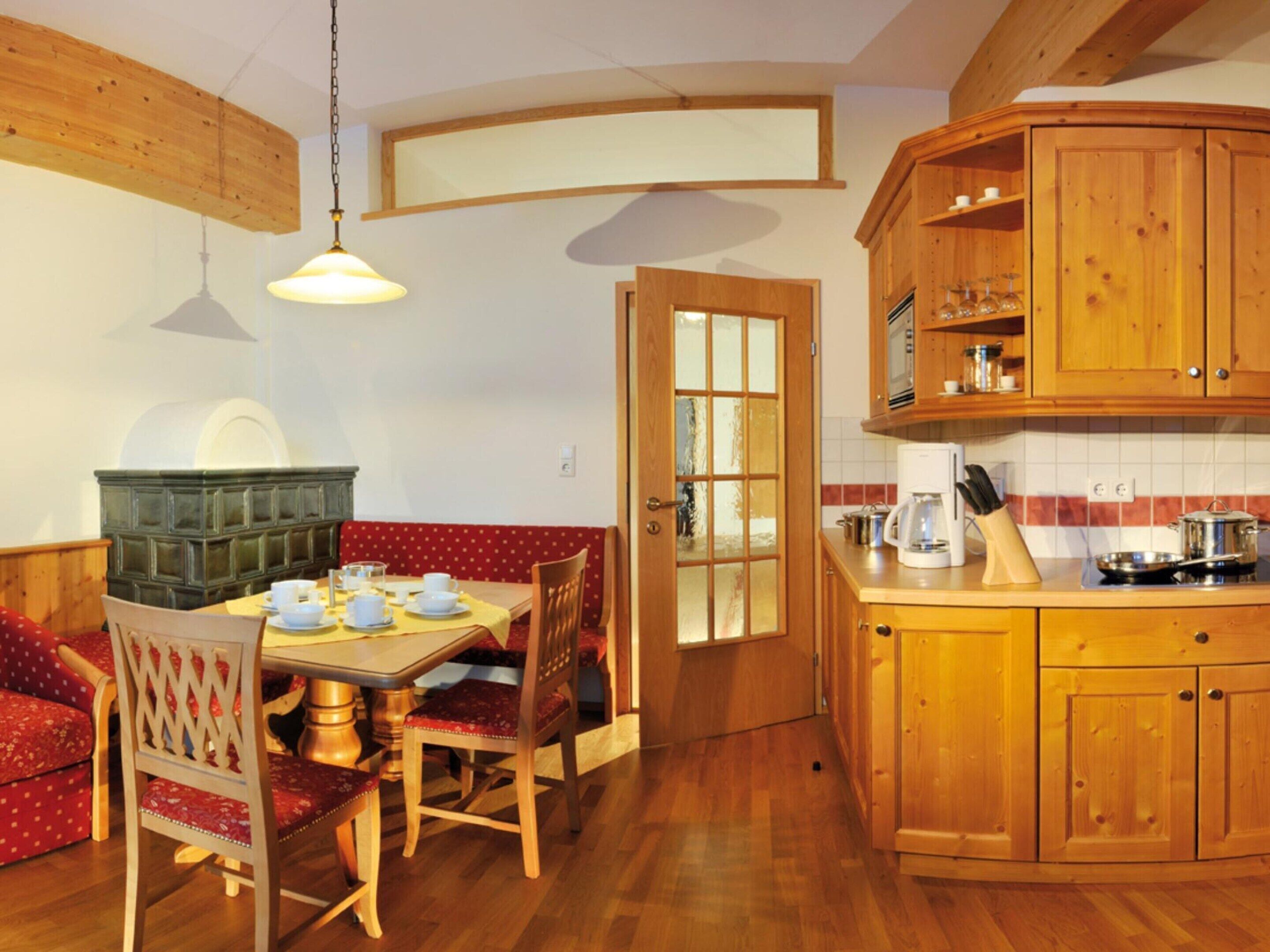 Apartment | Dining