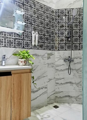 Bathroom - Sea view central luxury apartment 212 (Red Sea Governorate)