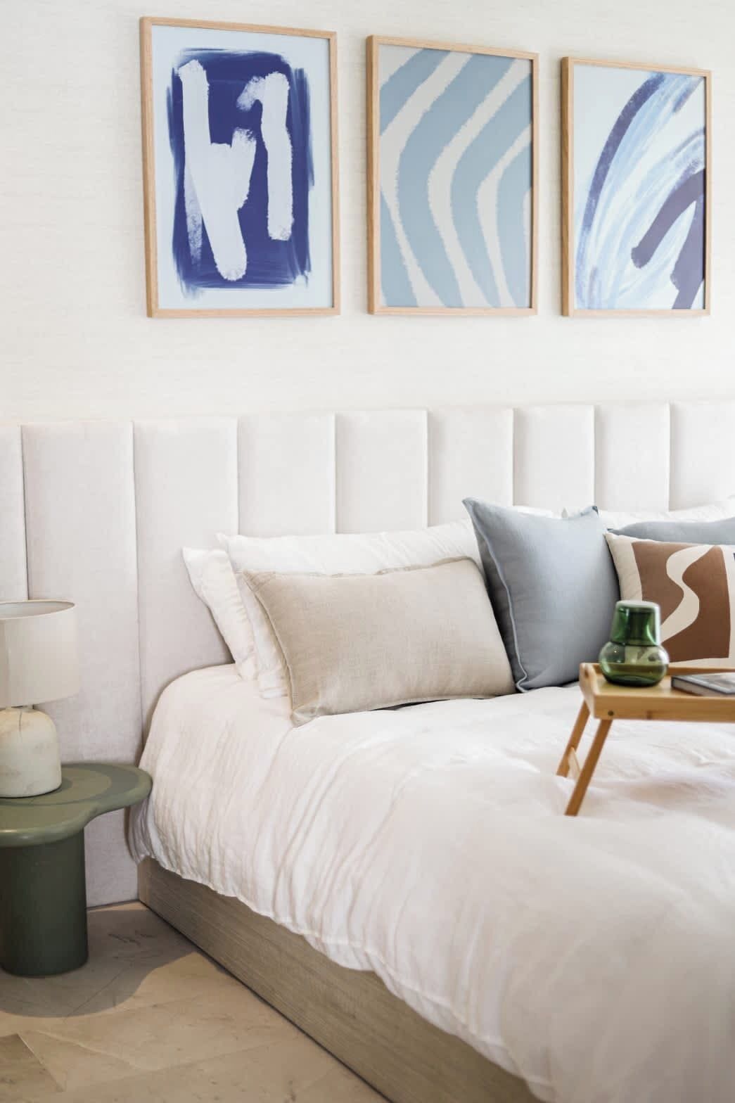 WiFi, bed sheets
