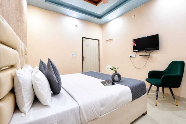 Deluxe Room | Free WiFi