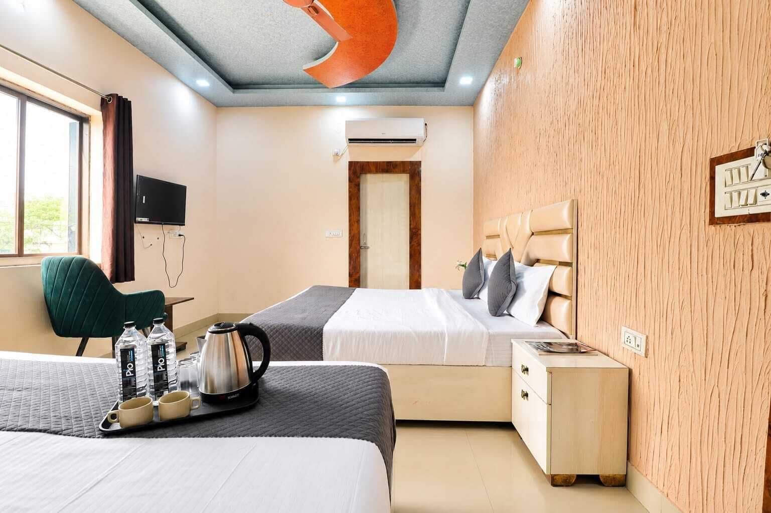 Family Room | Free WiFi
