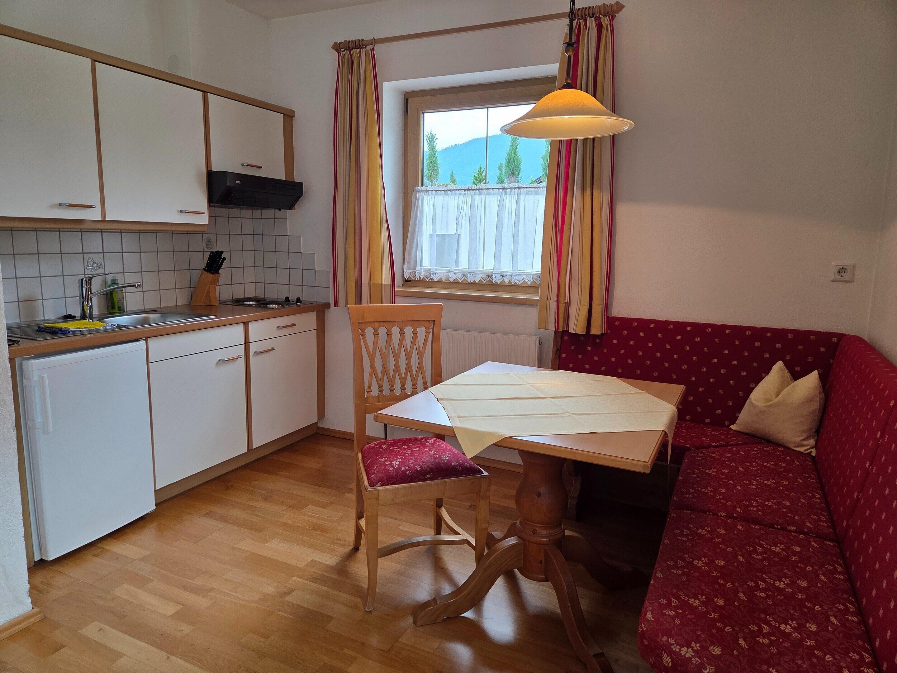 Apartment | Dining